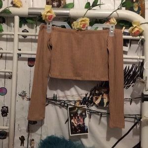🌻2/$30 Camel off the shoulder shirt